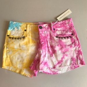 Tie Dye Jean Shorts 💙💛💗
